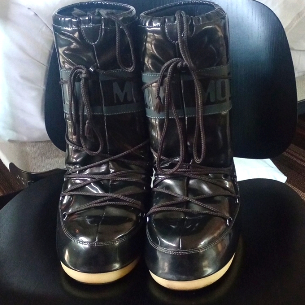 The Original Moon Boots metallic - black Vinyl